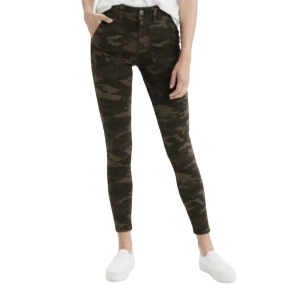 AMERICAN EAGLE womans size 2 hi-rise jegging next level stretch camo ankle jeans - Picture 1 of 12